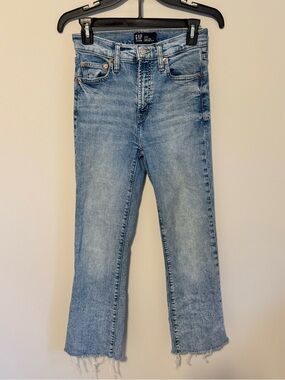 GAP Light Blue High-Rise Cropped Straight Jeans